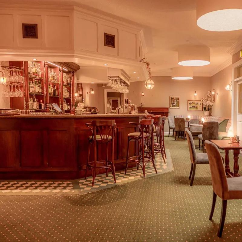 ווטרוויל Butler Arms Hotel מראה חיצוני תמונה
