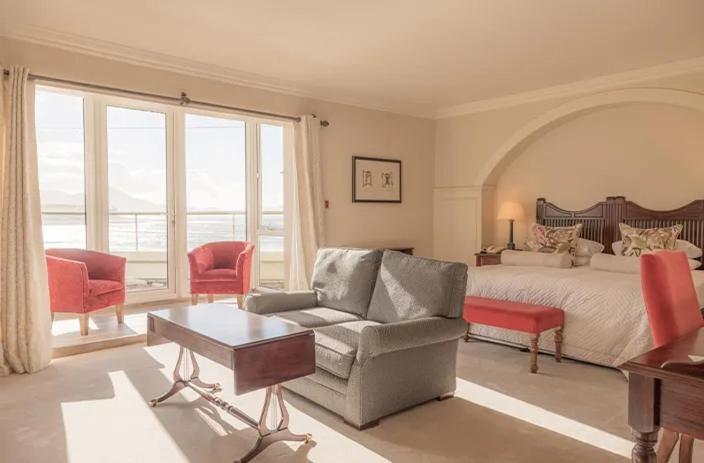 ווטרוויל Butler Arms Hotel מראה חיצוני תמונה